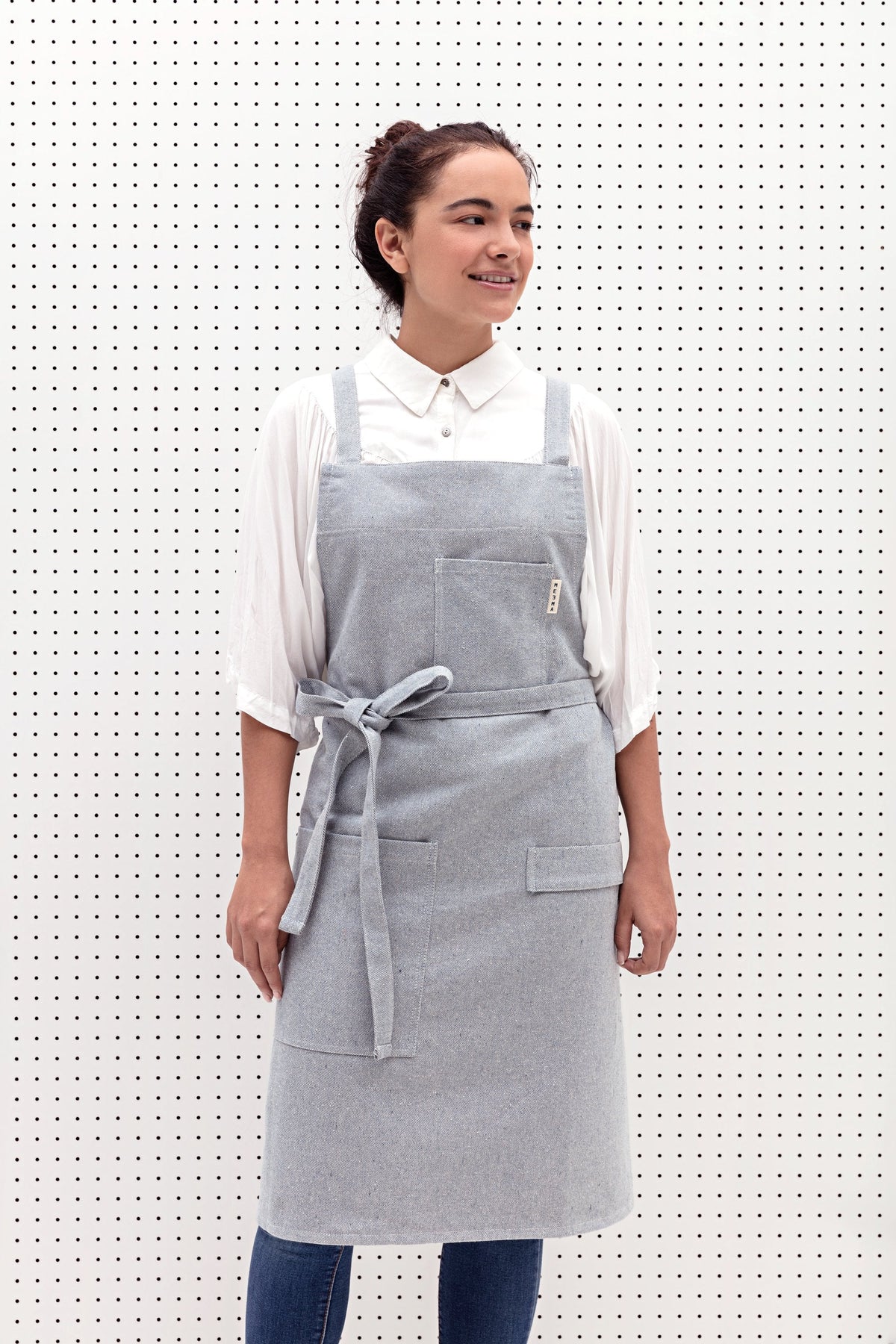 Crossback Bib Apron