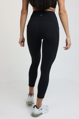 Seaav Vanora Ankle Legging with Pockets in Onyx 6