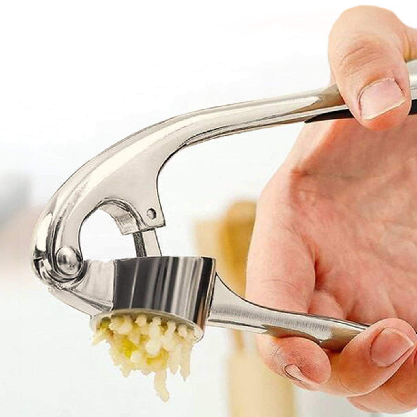 Cheer Collection Premium Garlic Crusher – Effortless Garlic Pressing and Mincing with Ergonomic Handle and Easy-Clean Design