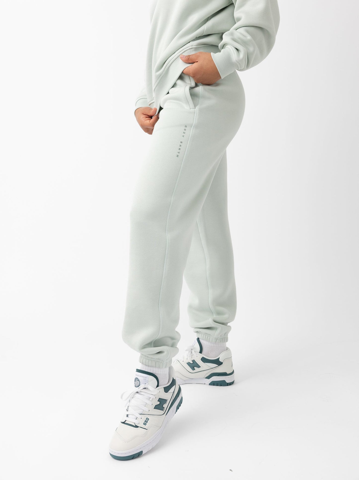 Women's CityScape Crewneck & Sweatpant Set