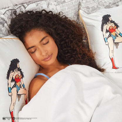 Kitsch x Wonder Woman Satin Pillowcase - Believe In Wonder