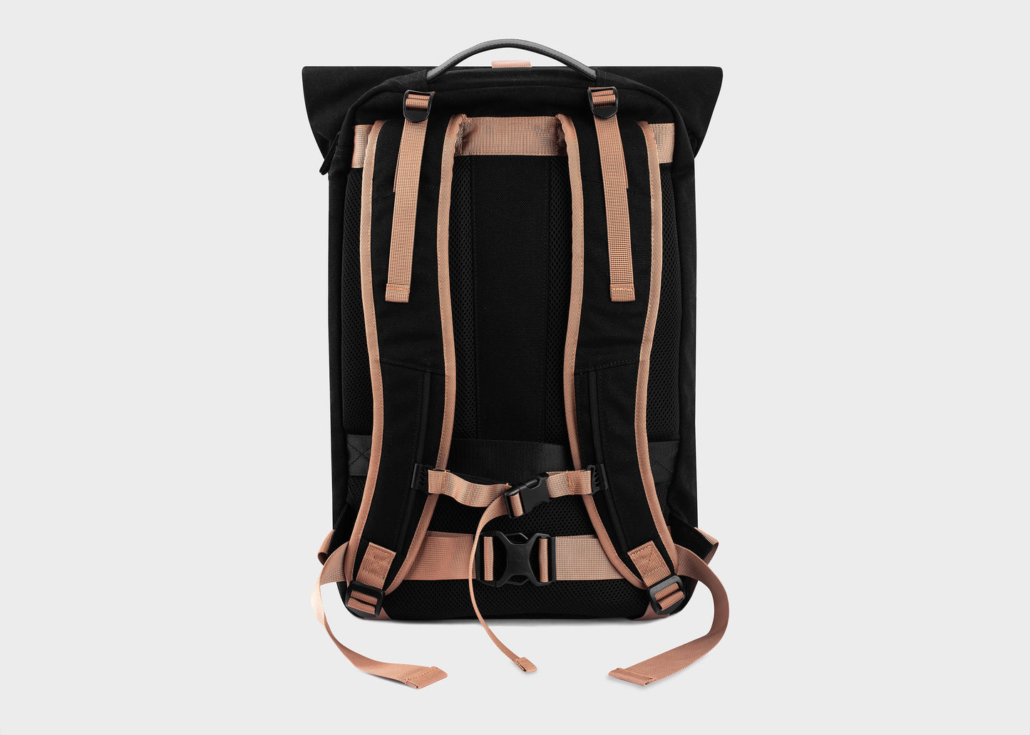 Nomad - The 3-in-1 expandable hemp backpack for nomads