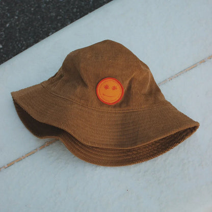 TAN BUCKET HAT