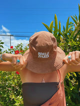 TAN SMILE HARD BUCKET HAT