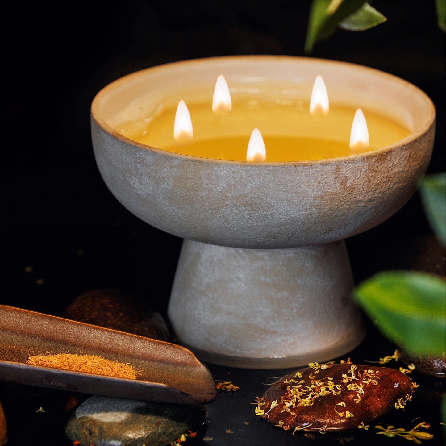 Calm Refillable Candle Osmanthus & Sandalwood