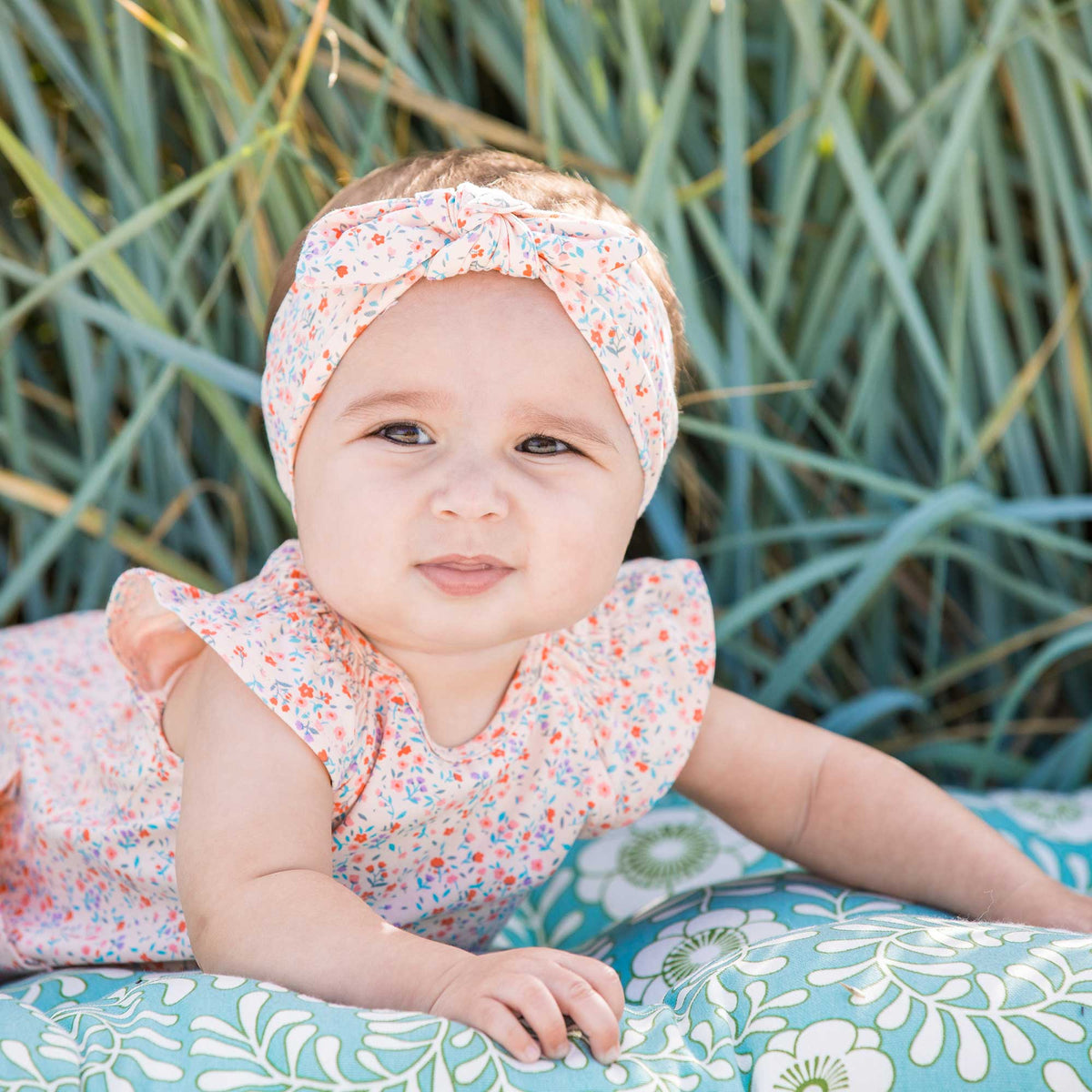 Organic Cotton Printed Headband & Bib Set Pink Little Flowers by Deux par Deux