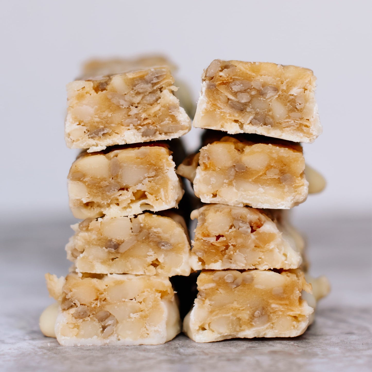 White Chocolate Macadamia Nut Snack Bar (12 Bars)