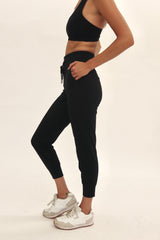 Seaav Vanora Essex Jogger in Onyx 2