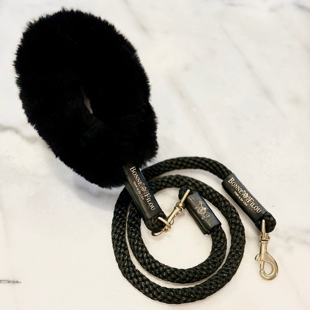 Scheels Dog Rope Bundle Shearling Fur Grip + Rope Leash for Dogs – Love.com