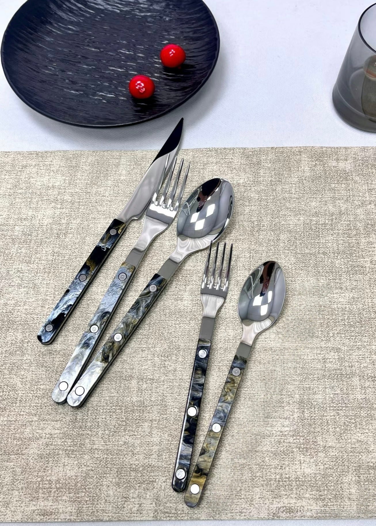 Set Of 10 Pcs Modern Elegant Terra Flatware - Bistrot Style Cutlery Silverware Set