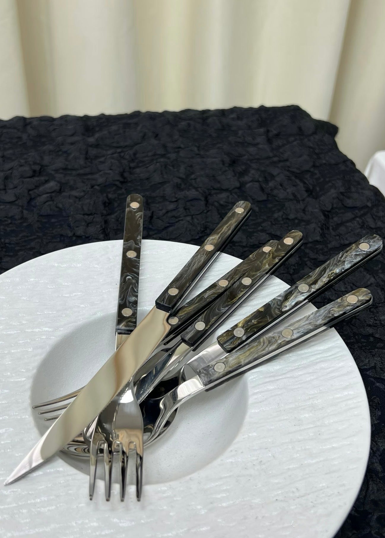 Set Of 10 Pcs Modern Elegant Terra Flatware - Bistrot Style Cutlery Silverware Set
