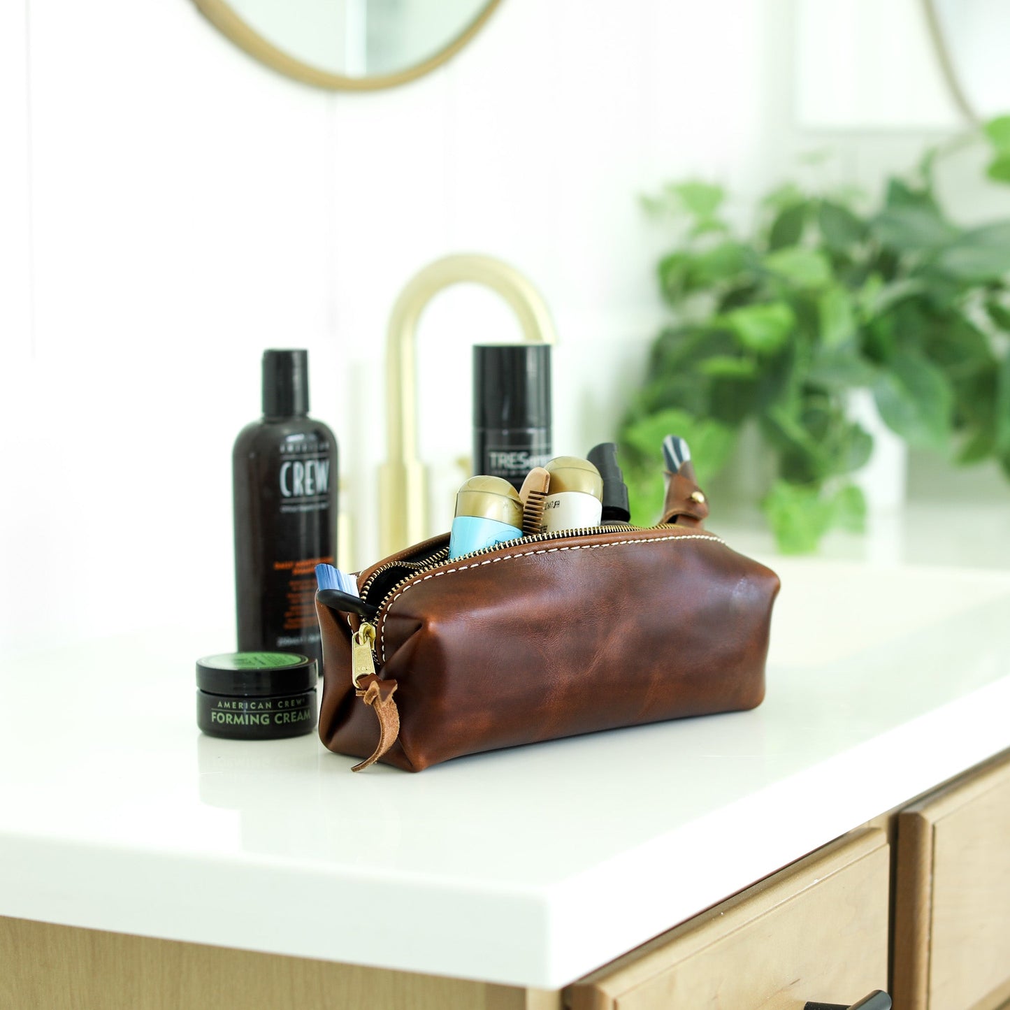 Minimalist Shave Bag by Lifetime Leather Co