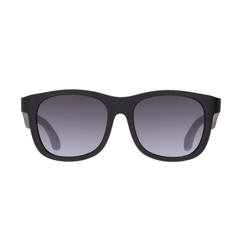 Jet Black Navigator | Smoke Polarized Lens