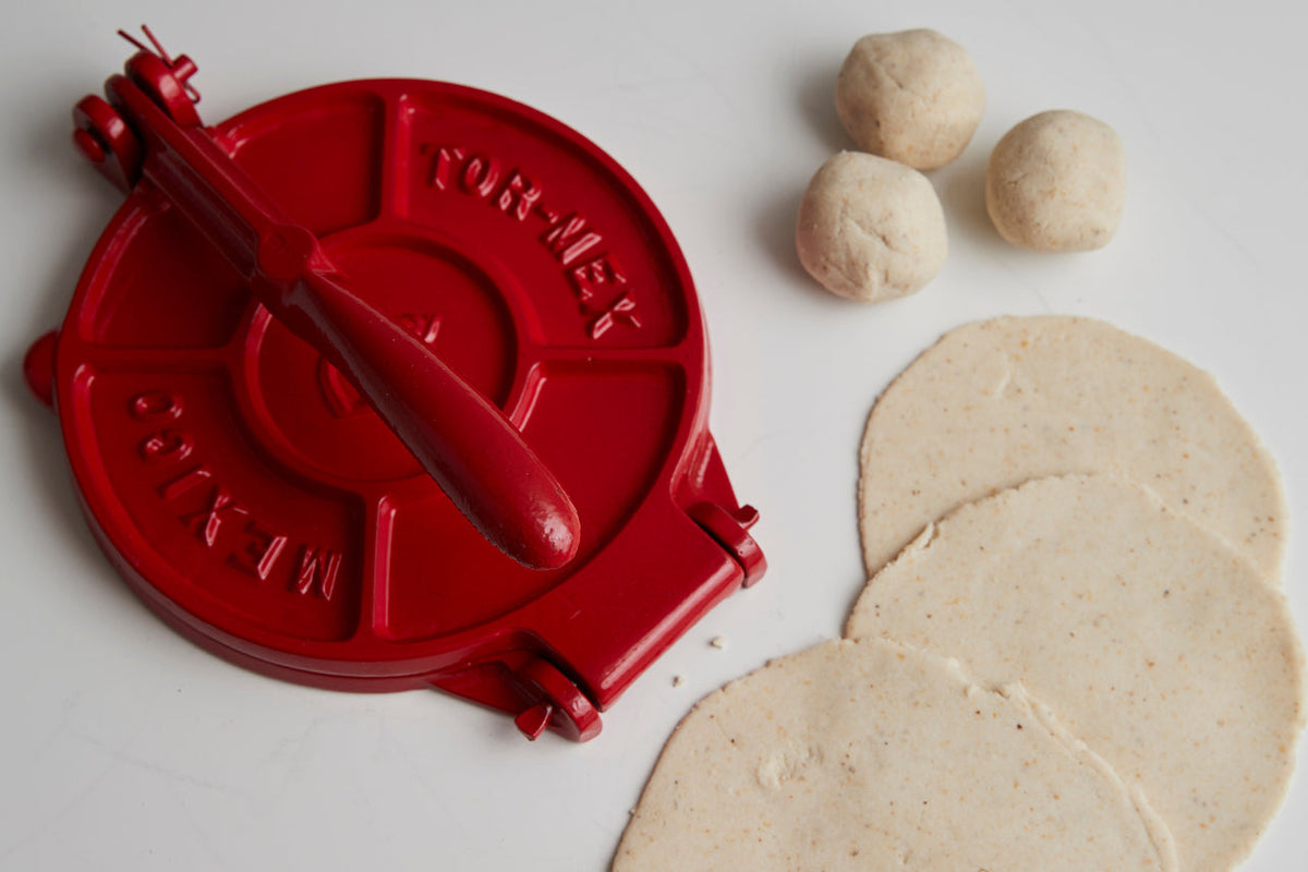 Tortilla Press Kit - Red Cast Iron with Servilleta by Verve Culture