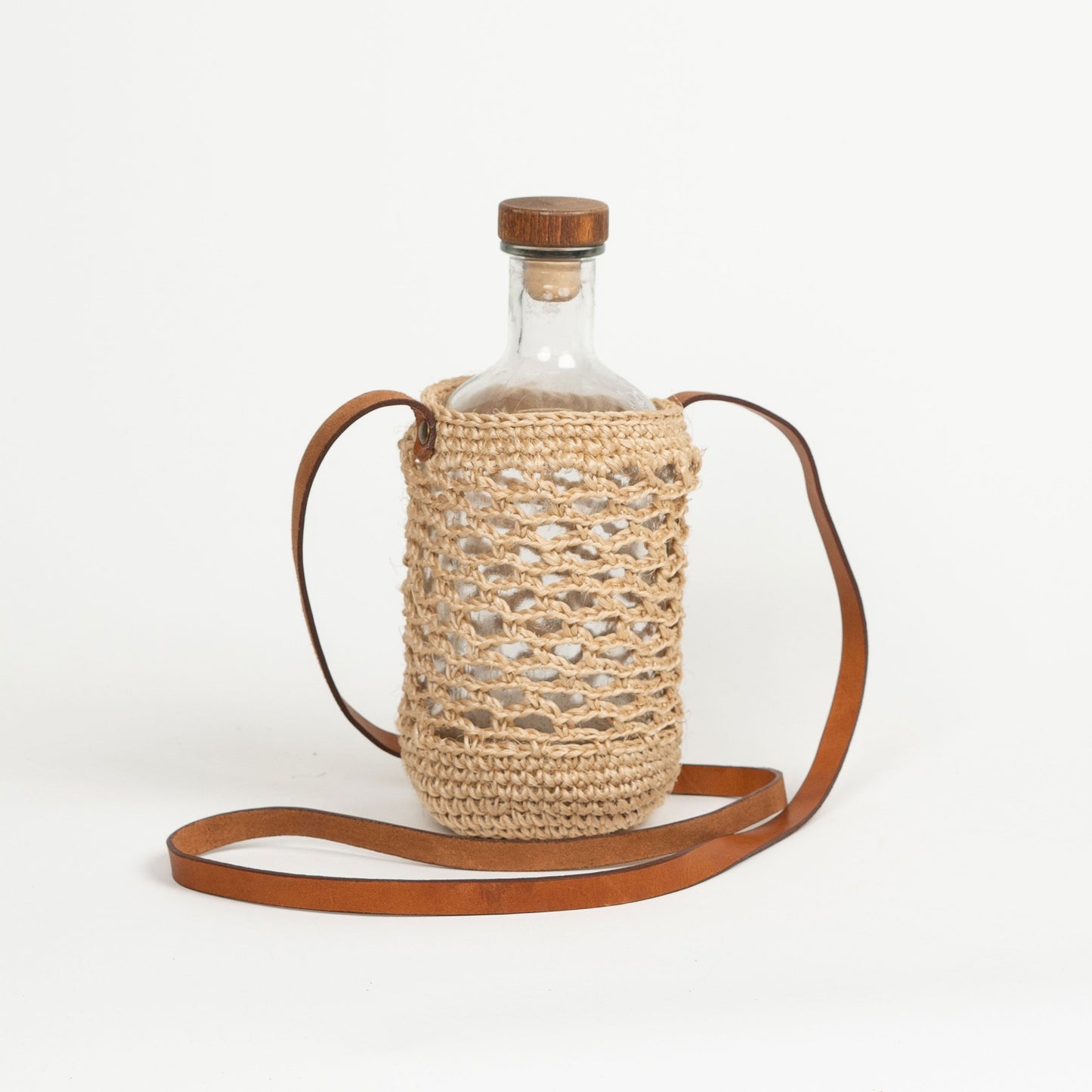 Jessy Water Bottle Holder by Made by Minga