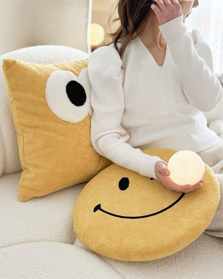 Cute Whimsical Big Eyes Puffy Decorative Throw Pillow