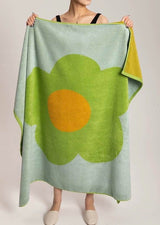Cute Whimsical Sunflower Bath Towel - Ultra Soft & Absorbent Staple Cotton