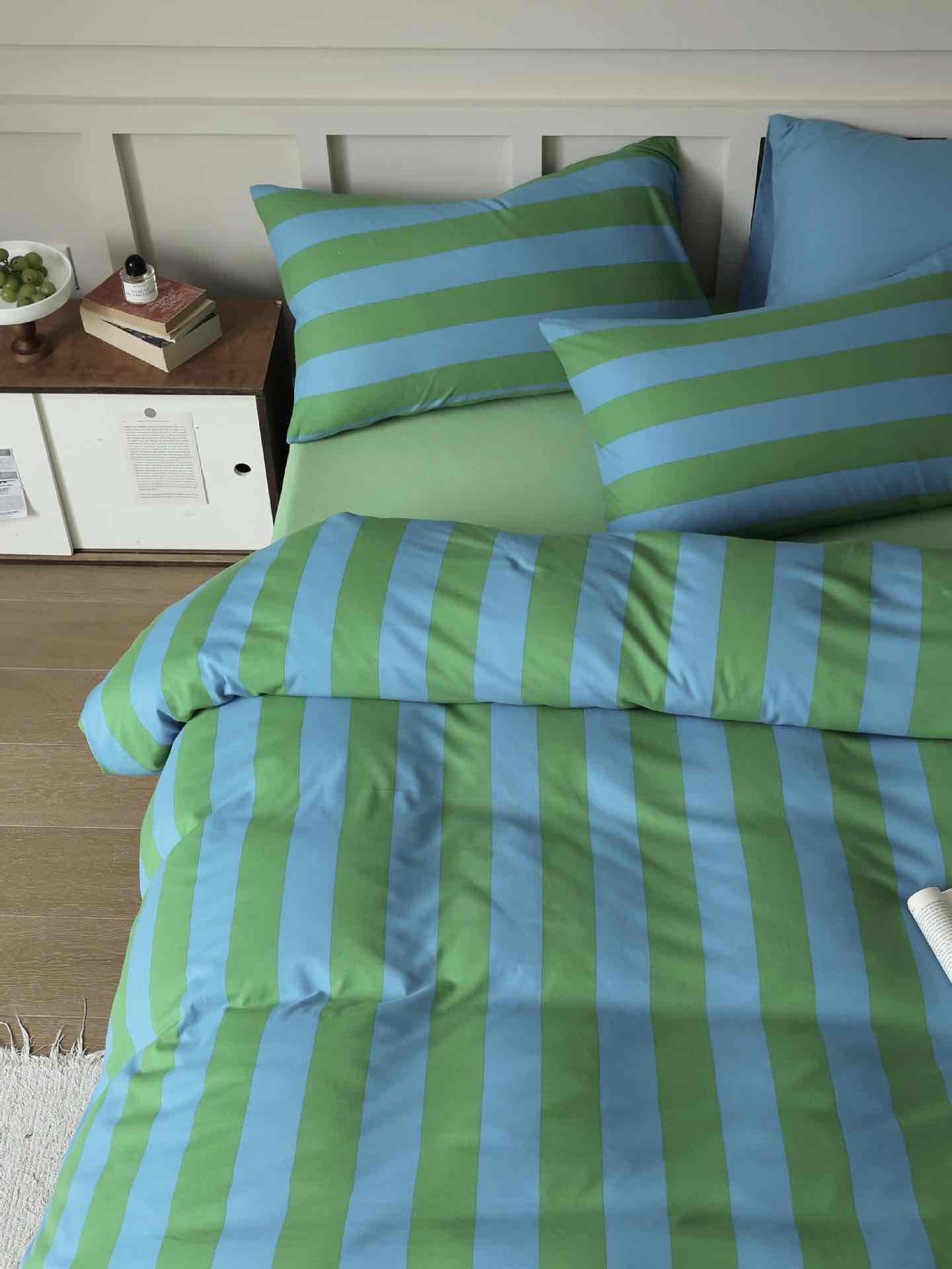 Dopamine Stripe Duvet Set With Pillowcases & Fitted Sheet