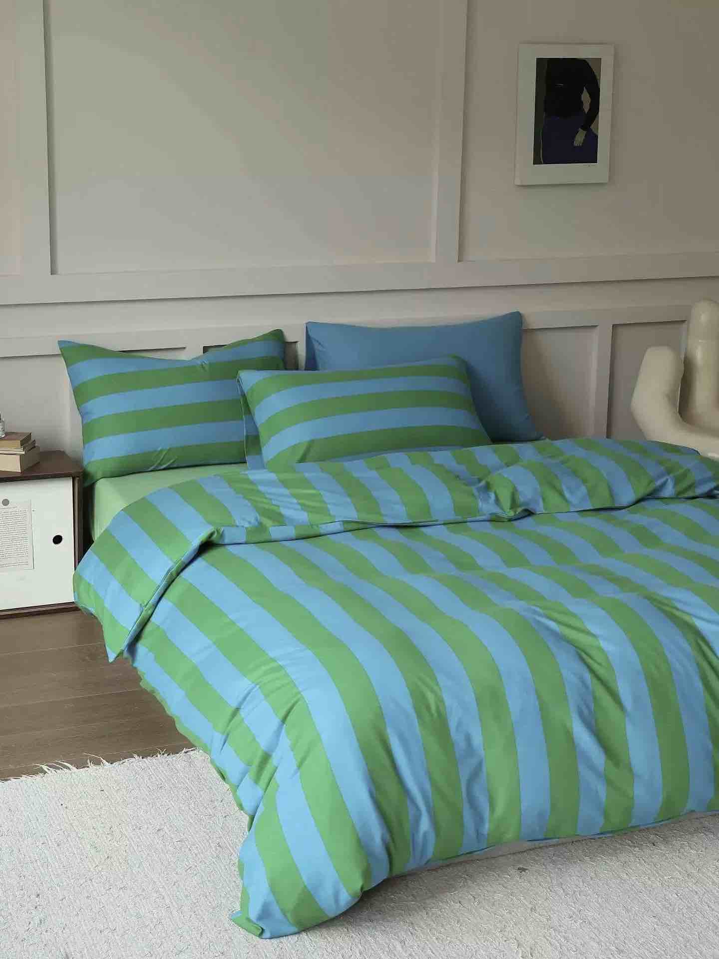 Dopamine Stripe Duvet Set With Pillowcases & Fitted Sheet