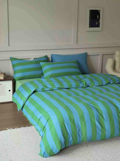 Dopamine Stripe Duvet Set With Pillowcases & Fitted Sheet