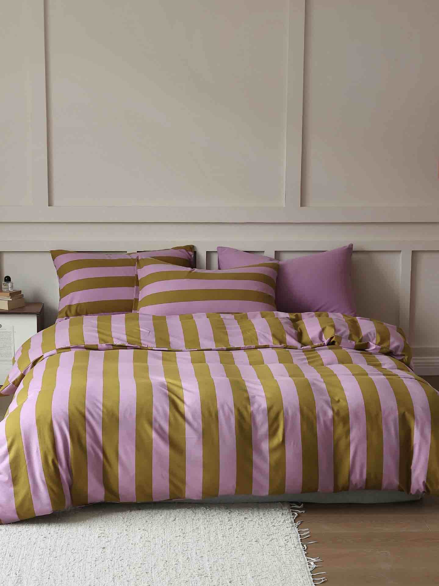 Dopamine Stripe Duvet Set With Pillowcases & Fitted Sheet