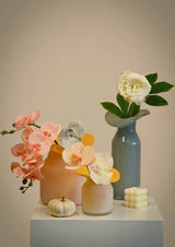Contemporary Decorative Blooming Vase - Whimsical Eclectic Centerpiece Vases for Wedding & Dinner Party