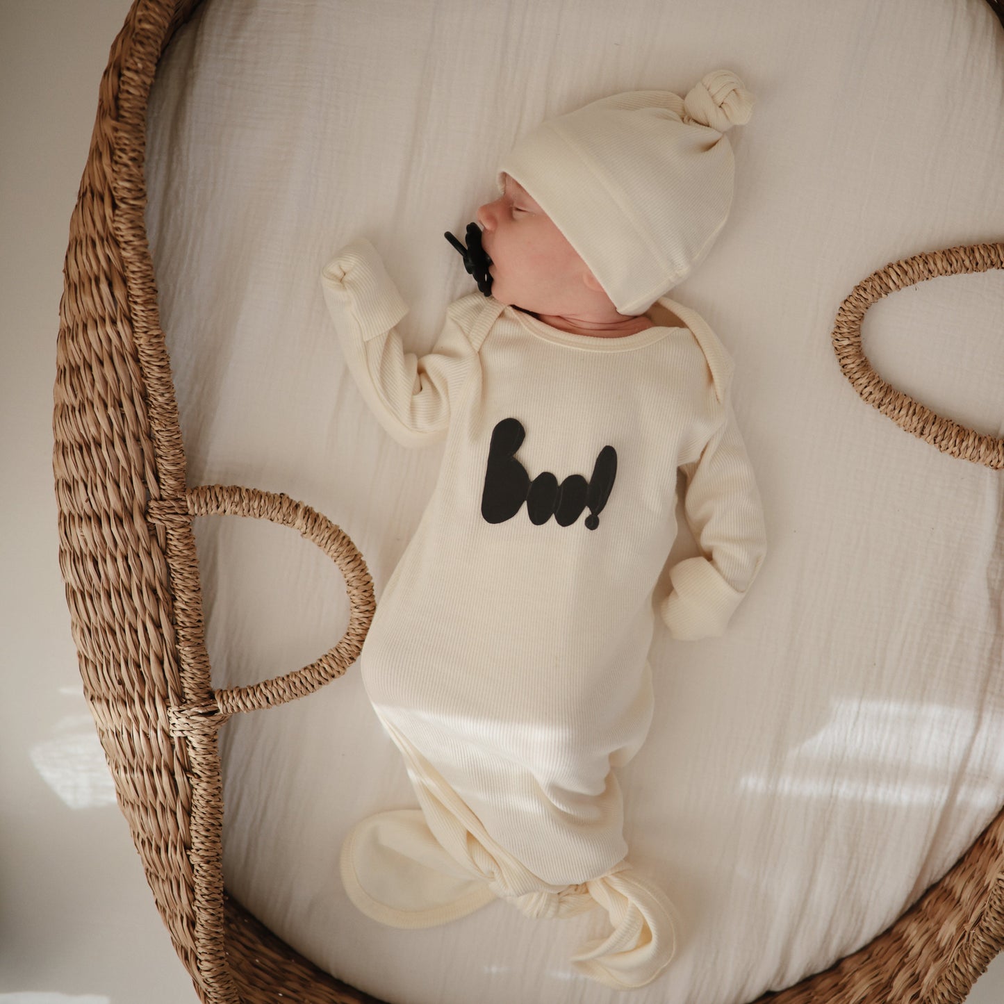 Ribbed Knotted Baby Gown + Beanie