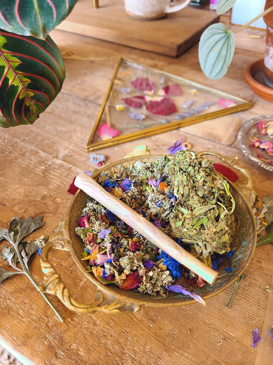 SACRED HEMP Botanical Smoke | Organic + Wild