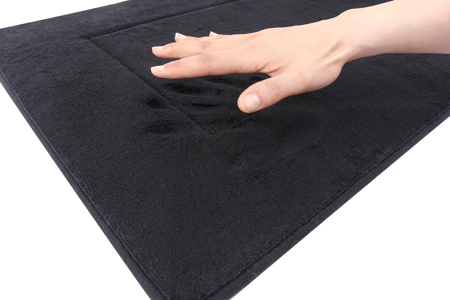 Memory Foam Bath Mat in Black, Large 21 x 34 in by The Everplush Company