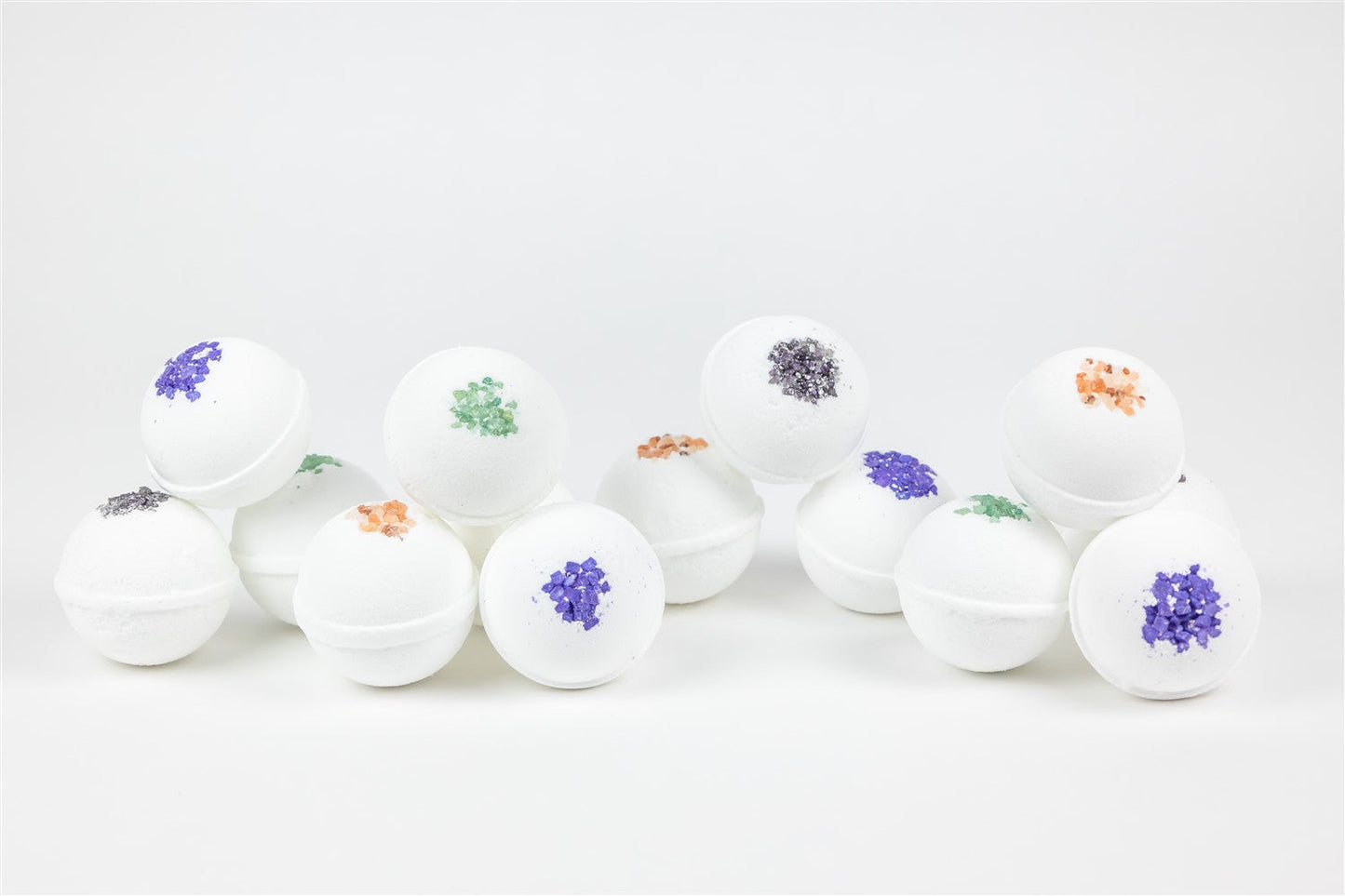 Bulk - 100 Natural Vegan Mix scents Bath Bombs - White