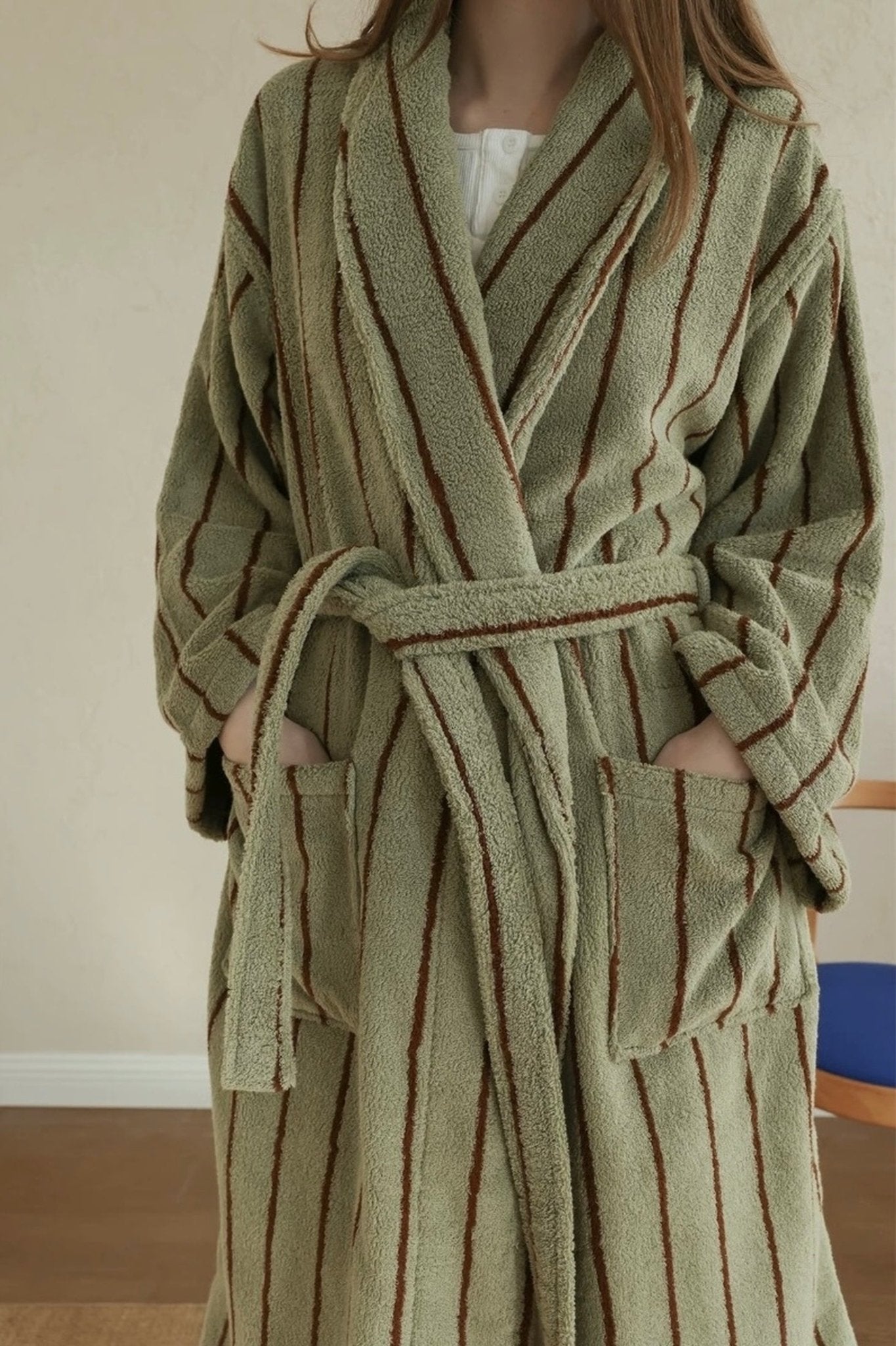 Retro Earthy Pinstripe Cotton Robe - 460 GSM Soft Absorbent Robe for Slow Living