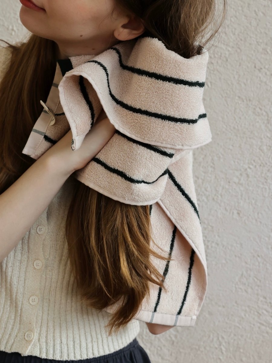 Retro Earthy-tone Pinstripe Bath Towel — 100% Long-Staple Cotton, Soft, Plush & Absorbent