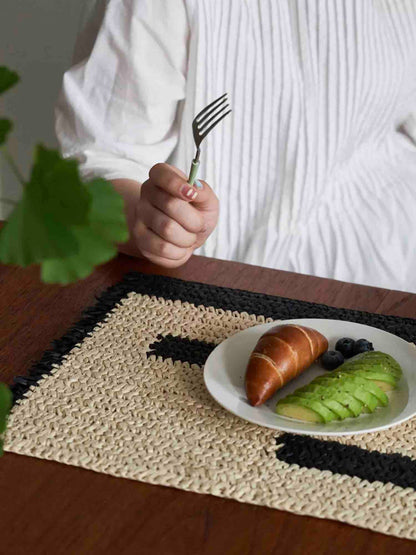 Handmade Retro Nordic Woven Reed Placemat Set of 4 Pcs for Elegant Table Setting