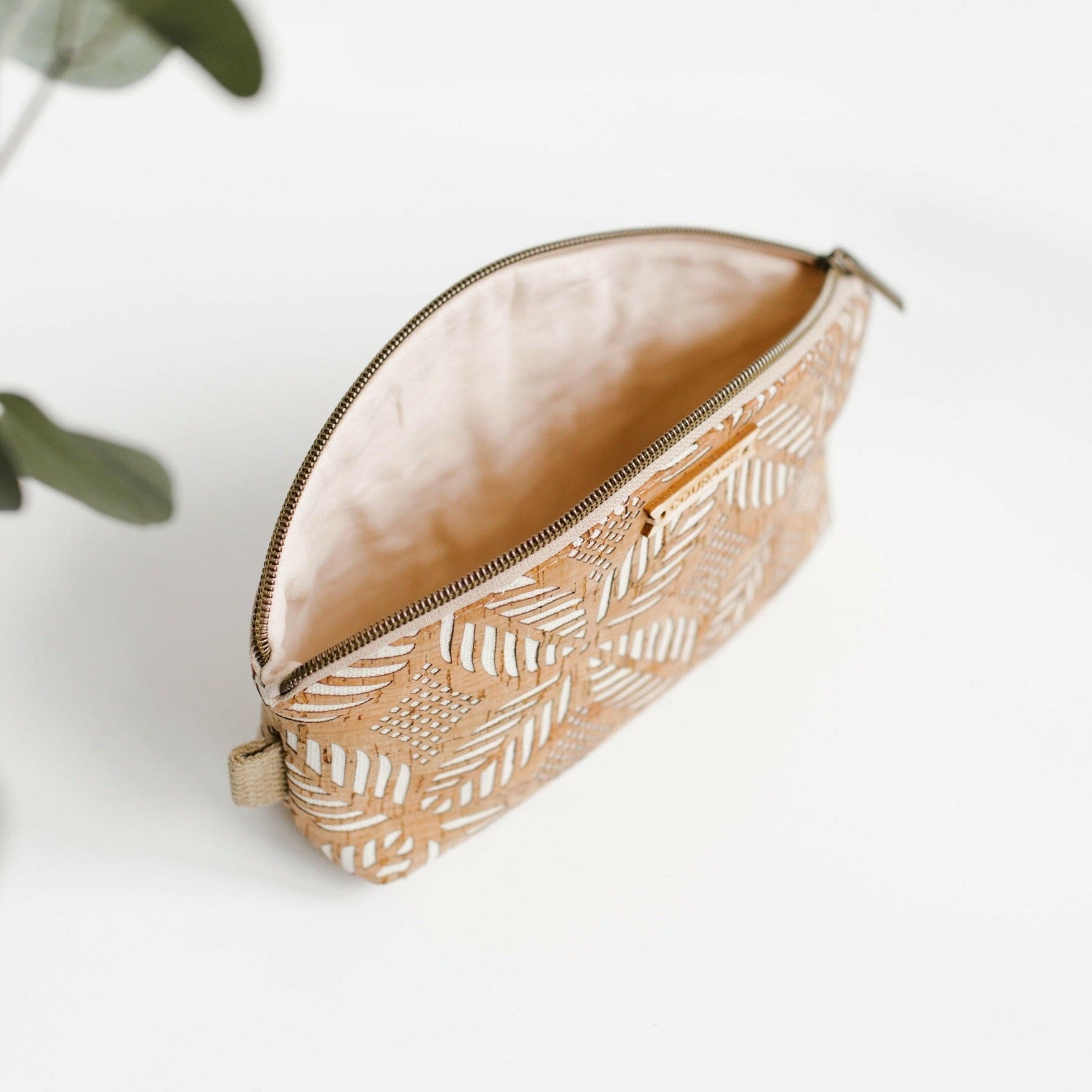 RULE BREAKER zippered pouch | CREAM