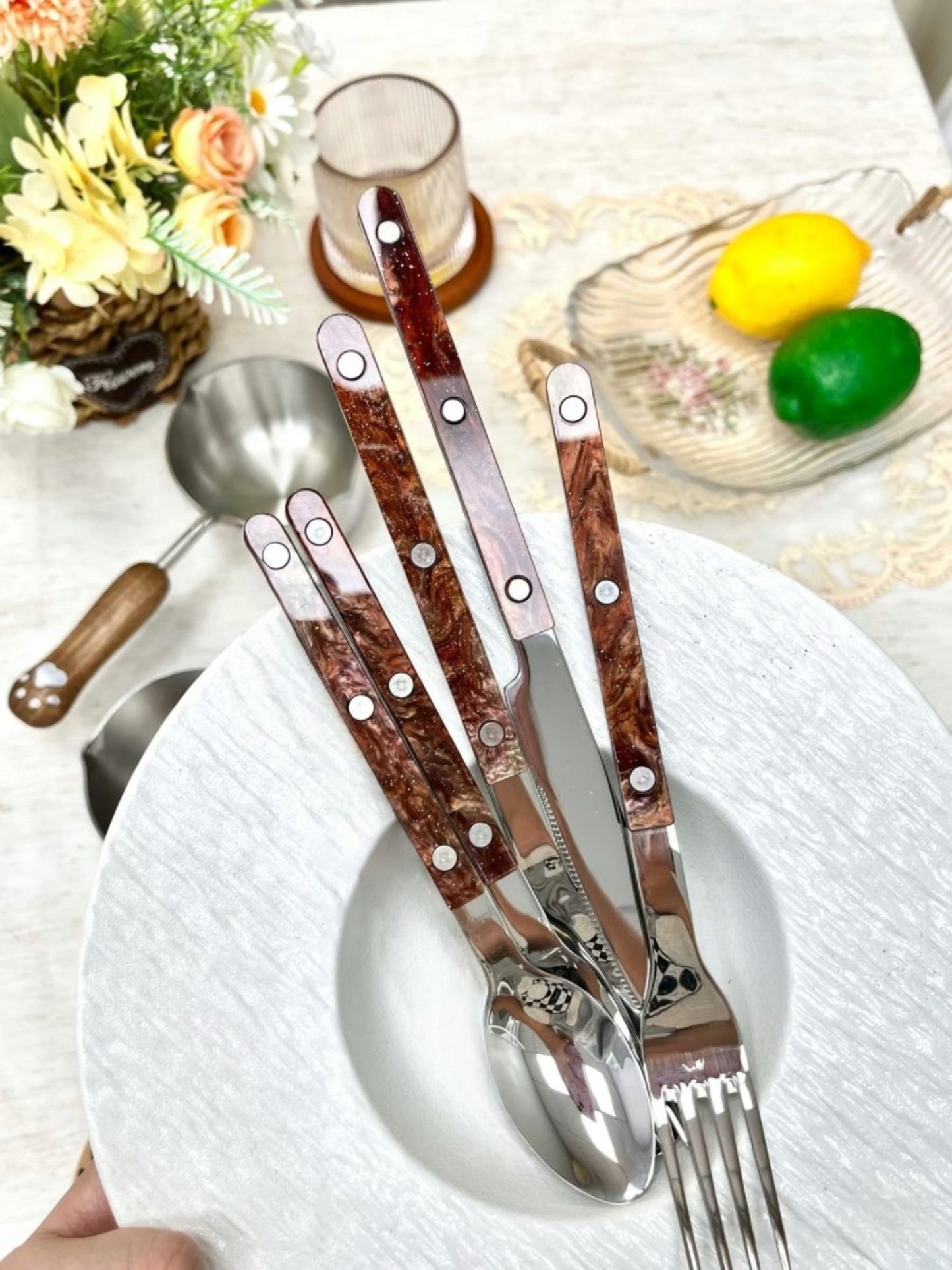 Set Of 10 Pcs Modern Nebula Cutlery, Bistrot Style Rivet Flatware Set