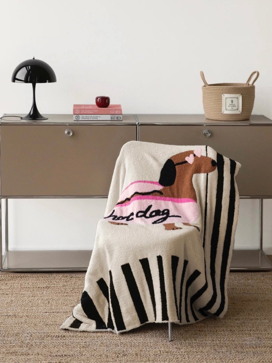 Ultra Soft Funky Cute Hot Dog Stripe Throw Blanket - Warm Thick Animal Print