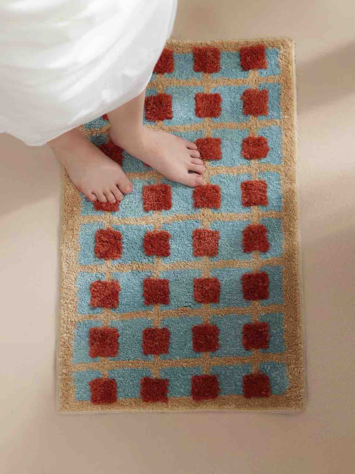Ultra Soft Retro Bath Rug, Machine-washable, Absorbent Mat