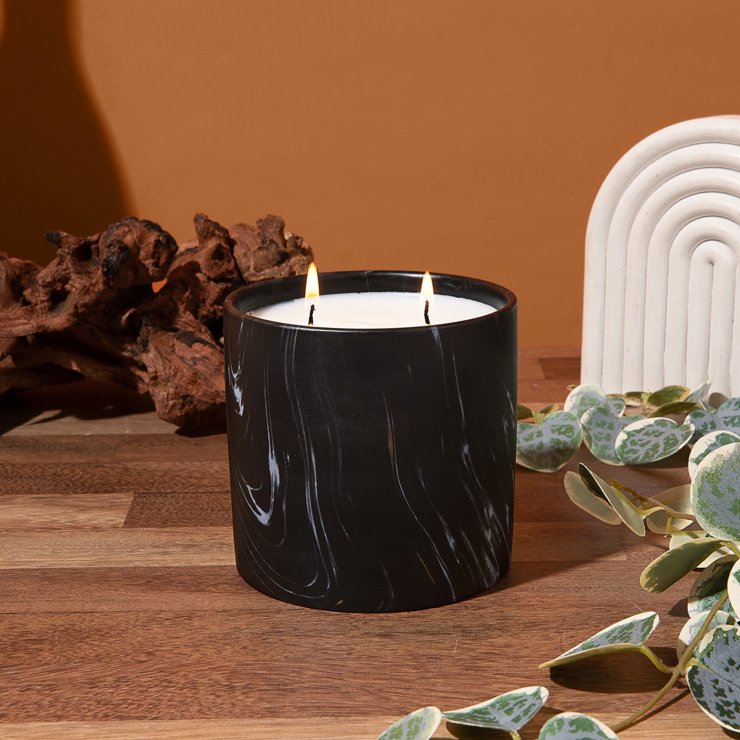 Natural Peppermint Black Marquina Candle 17oz