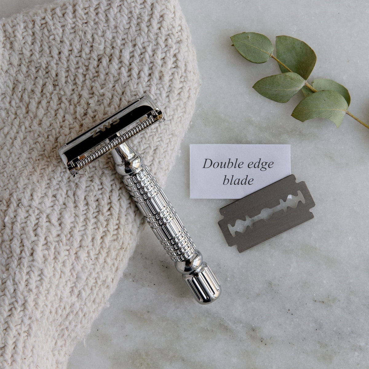 Zero Waste Safety Razor - Sustainable Razor - Single Blade, 10 Free Blades